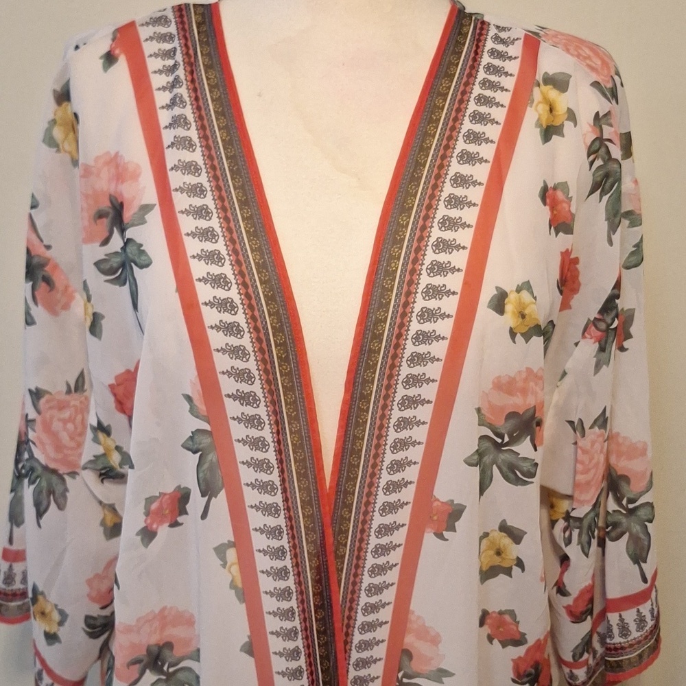H & M x Coachella floral kimono Size M - Picture 4 of 10